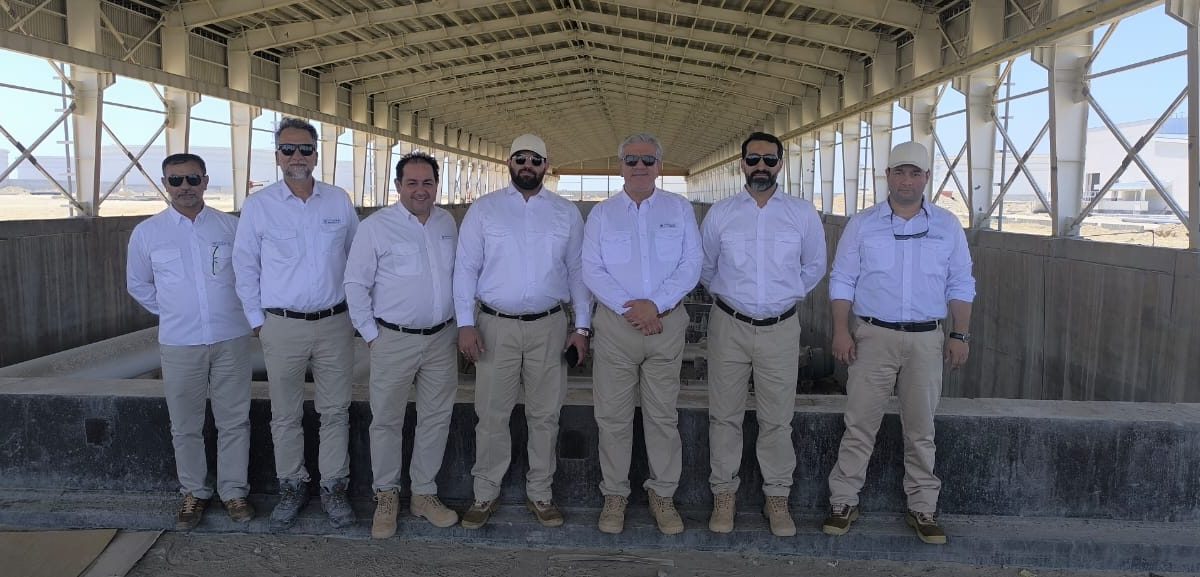 پتروامید آسیا در مسیر عرضه اولیه؛ بازدید مشاور عالی گروه امید از پروژه مخازن نفتی پتروامید آسیا